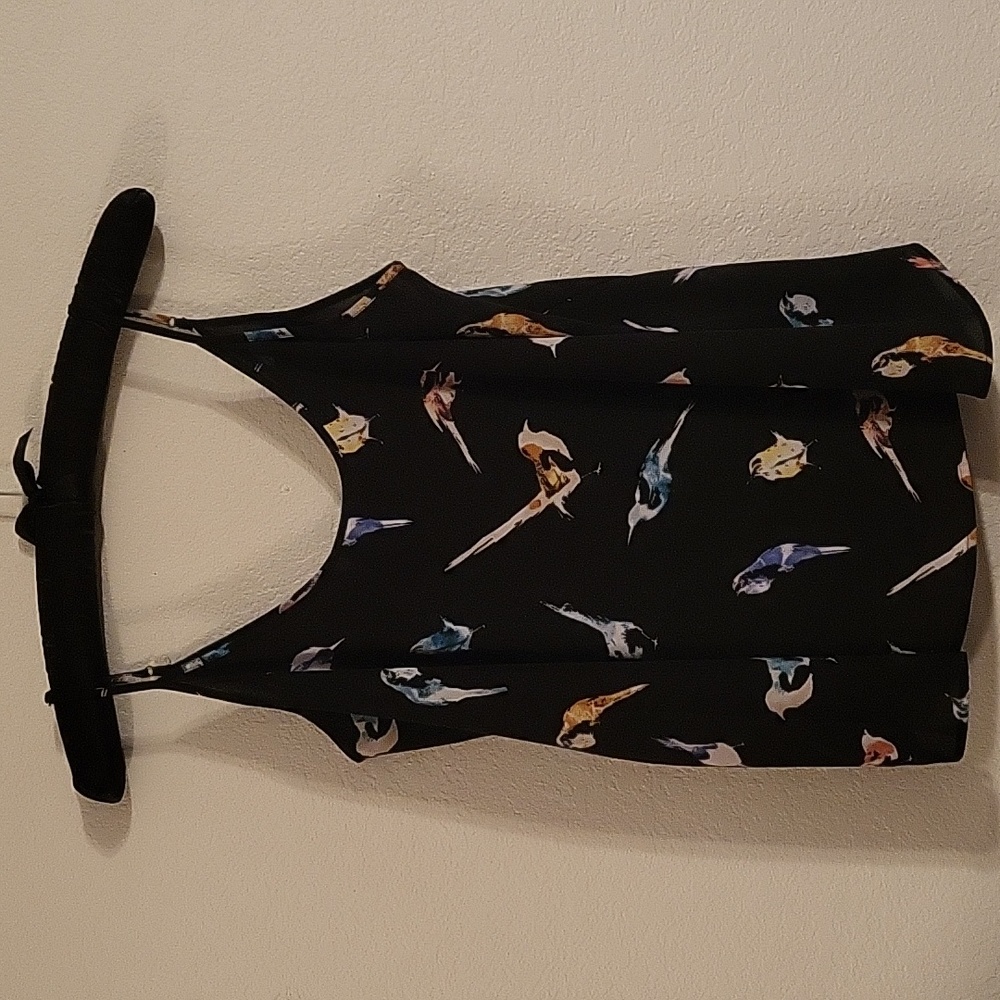 Apt. 9 Black & Multicolor Birds Camisole Sz Large Sheer Lightweight Ornithology